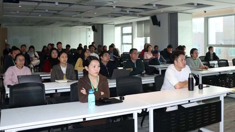 潔特生物“AI賦能”專題培訓(xùn)圓滿舉辦，開啟智能化深化新篇章！